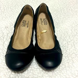 Croft & Barrow Flats